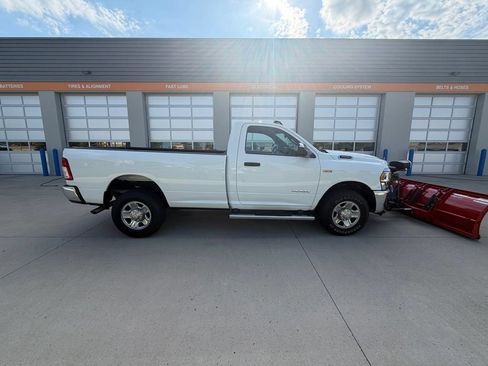 Used 2022 RAM 3500 Tradesman AWD/4WD image 15