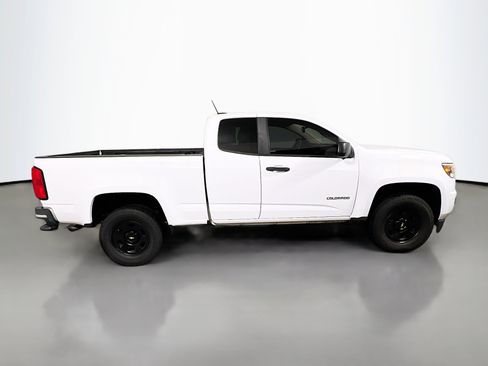 Used 2017 Chevrolet Colorado W/T w/ WT Convenience Package image 3