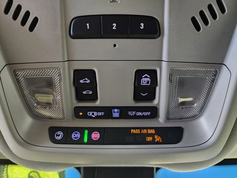 Certified 2024 GMC Terrain AT4 w/ Tech Package AWD/4WD image 22