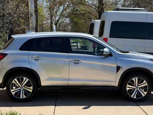 Used 2025 Mitsubishi Outlander Sport ES image 8