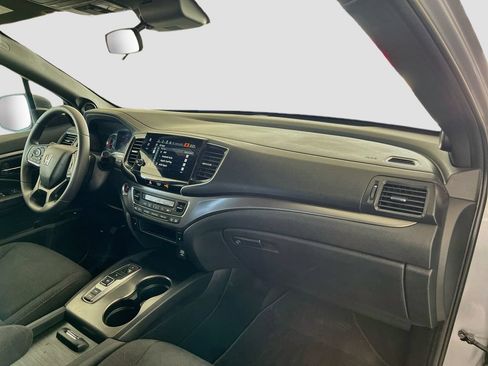 Used 2022 Honda Pilot Sport image 29