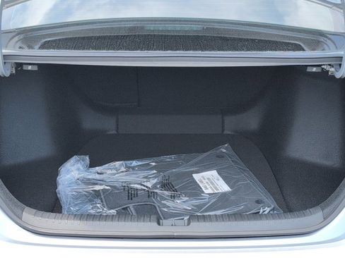 Certified 2025 Honda Accord SE image 7