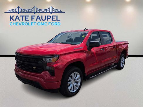 Used 2023 Chevrolet Silverado 1500 Custom AWD/4WD image 3