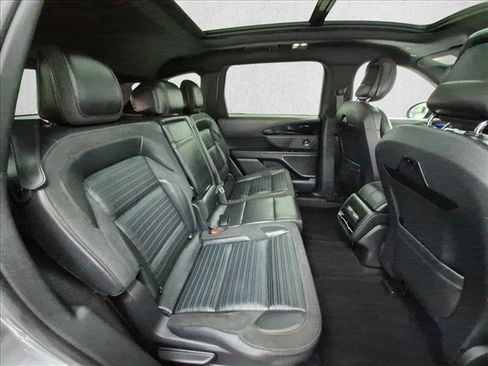 Used 2024 Lincoln Nautilus Reserve w/ Equipment Group 202A AWD/4WD image 24