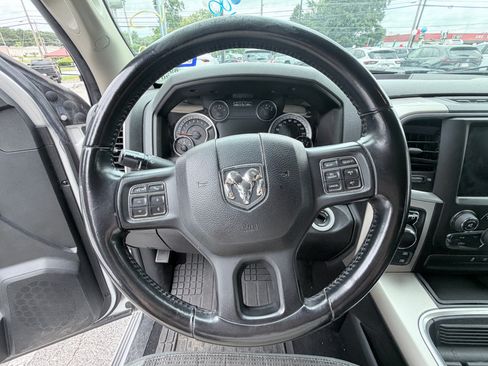 Used 2018 RAM 1500 Big Horn AWD/4WD image 11