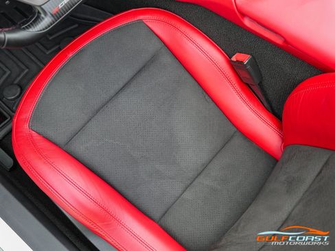 Used 2016 Chevrolet Corvette Z06 w/ 3LZ Preferred Equipment Group RWD image 23