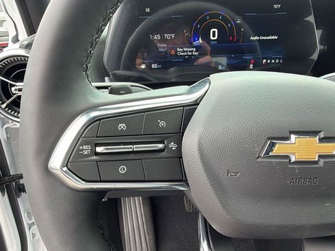 New 2026 Chevrolet Equinox LT w/ Convenience Package II FWD image 19
