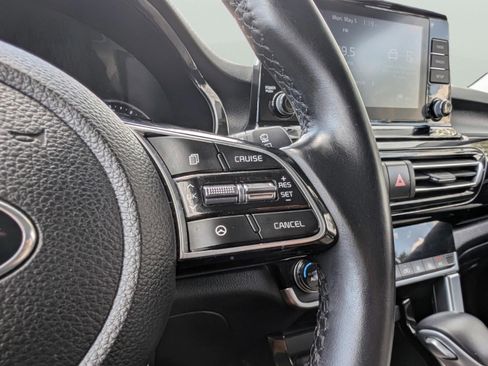 Certified 2021 Kia Seltos EX image 42