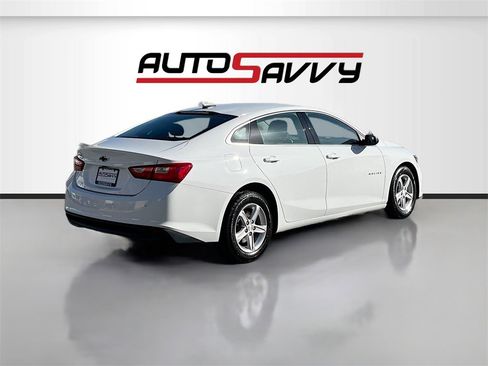 Used 2024 Chevrolet Malibu LS image 7