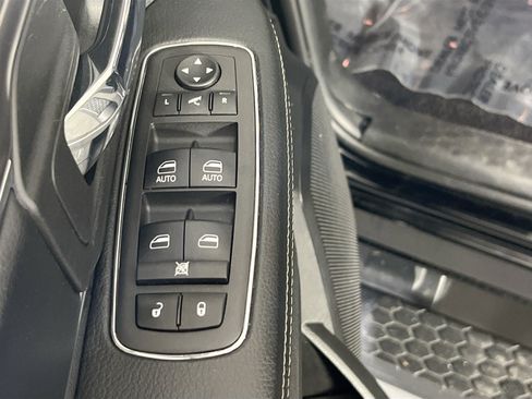 Used 2022 RAM 1500 Classic Warlock w/ Electronics Group AWD/4WD image 17