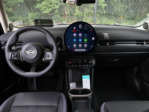 New 2026 MINI Cooper 4-Door Hardtop FWD image 28