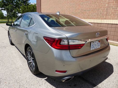Used 2017 Lexus ES 350 FWD image 5