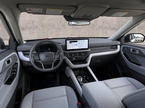New 2026 Ford Explorer Platinum w/ LUX Leather Package AWD/4WD image 9
