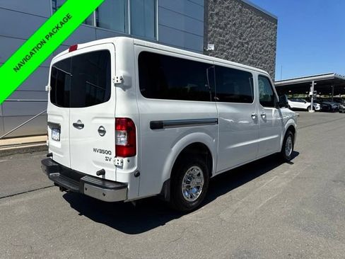 Used 2018 Nissan NV 3500 SV w/ Navigation Package RWD image 3