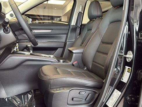 New 2025 MAZDA CX-5 Carbon Edition image 17