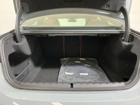 Certified 2025 BMW 430i Coupe w/ M Sport Package RWD image 28