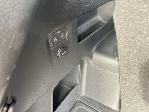 Used 2025 Kia Telluride S image 57