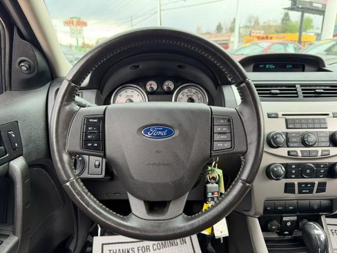 Used 2009 Ford Focus SE image 19