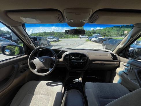 Used 2004 Toyota Tundra Limited RWD image 12