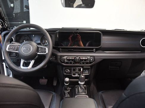 Used 2024 Jeep Wrangler High Altitude AWD/4WD image 5