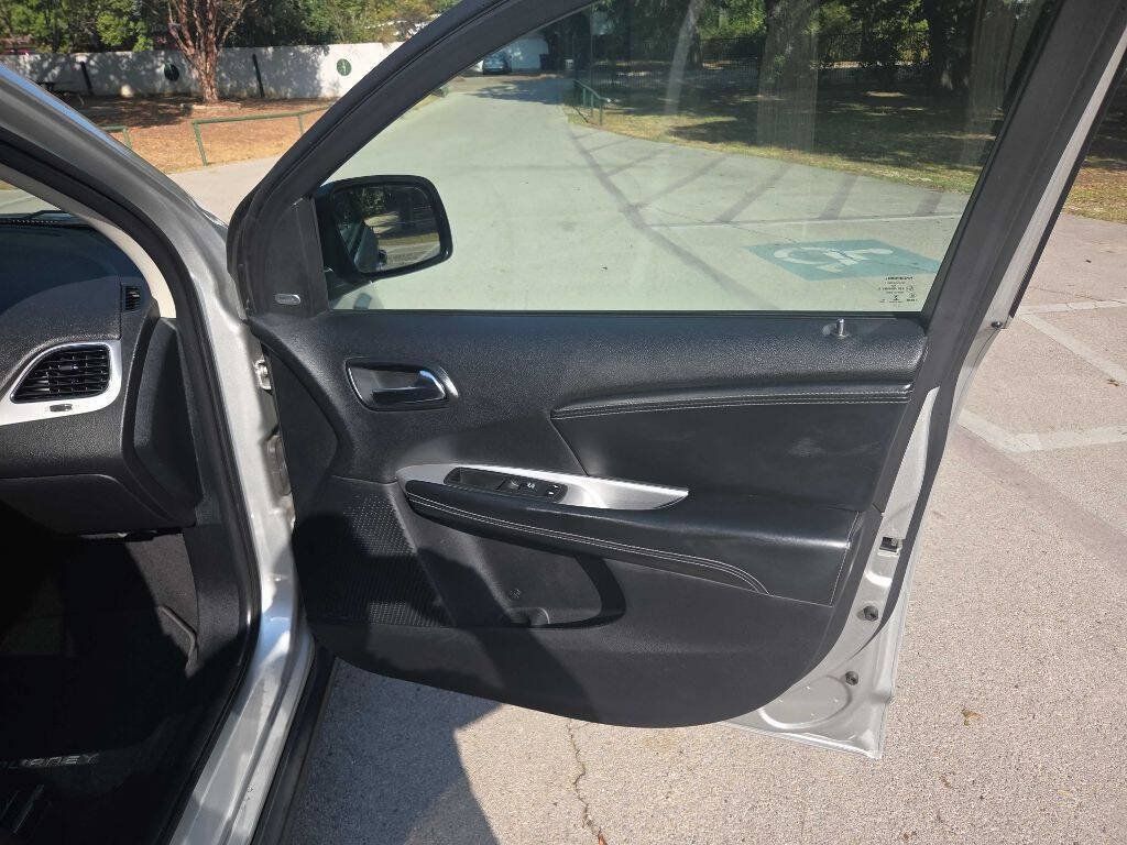Used 2013 Dodge Journey Crew w/ Flexible Seating Group AWD/4WD image 25