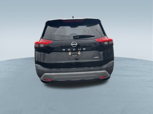 Used 2023 Nissan Rogue S image 8