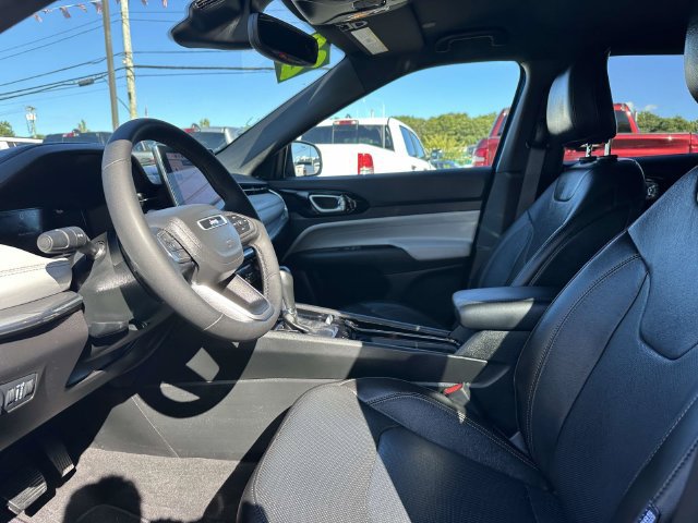 Certified 2023 Jeep Compass Limited w/ Elite Group AWD/4WD image 10