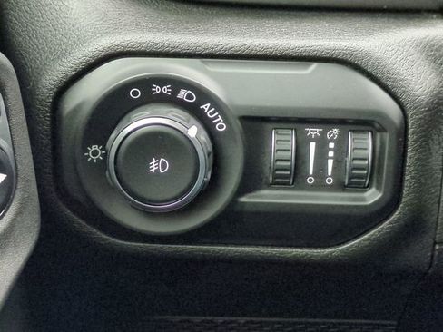 Certified 2021 Jeep Wrangler Sport S image 20