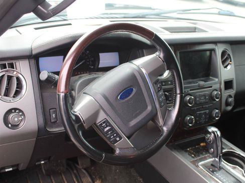 Used 2016 Ford Expedition EL Platinum AWD/4WD image 9