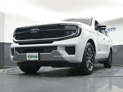Used 2025 Ford Expedition Platinum AWD/4WD image 7