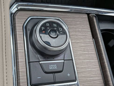 Used 2024 Ford Expedition Limited RWD image 26