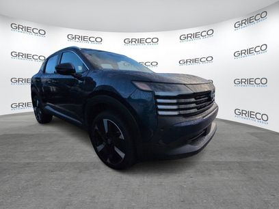 New 2025 Nissan Kicks SR