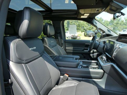 New 2027 Ford Expedition Platinum w/ Stealth Appearance Package AWD/4WD image 11