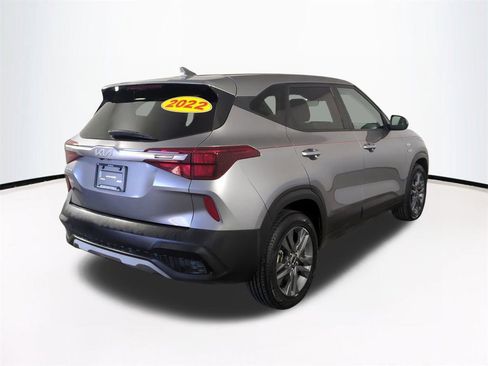Used 2022 Kia Seltos LX image 5