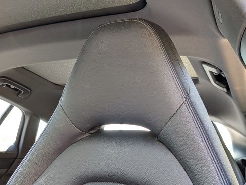 Certified 2019 Porsche Panamera 4 AWD/4WD image 6