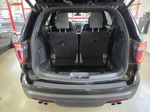 Used 2018 Ford Explorer Sport w/ Equipment Group 401A AWD/4WD image 33
