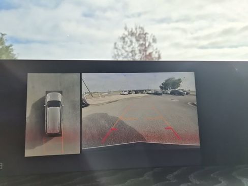 Used 2025 Cadillac Escalade Sport w/ Touring Package image 17