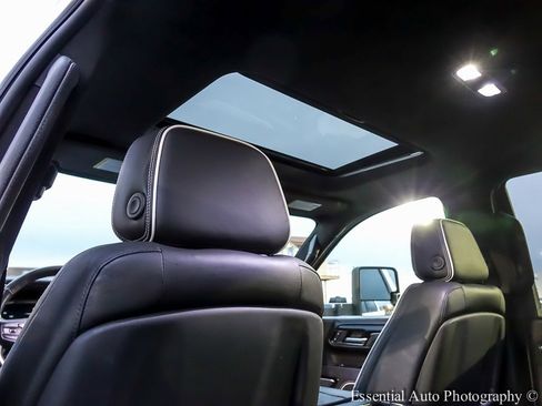 Used 2024 GMC Sierra 2500 AT4X image 13