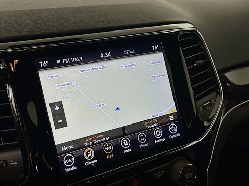 Used 2020 Jeep Grand Cherokee Trailhawk w/ Trailhawk Luxury Group image 22