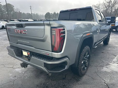 Used 2025 GMC Sierra 2500 AT4 w/ AT4 Premium Plus Package image 6