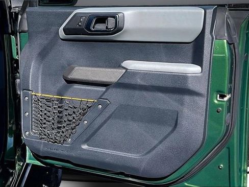 Used 2022 Ford Bronco Badlands image 28