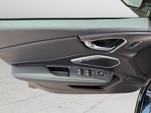 New 2026 Acura RDX SH-AWD image 16