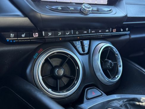 Used 2017 Chevrolet Camaro SS RWD image 20