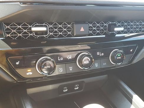 Used 2025 Honda Accord Sport image 25