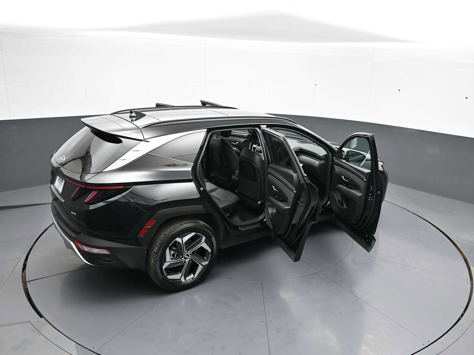 Certified 2024 Hyundai Tucson Limited AWD/4WD image 48