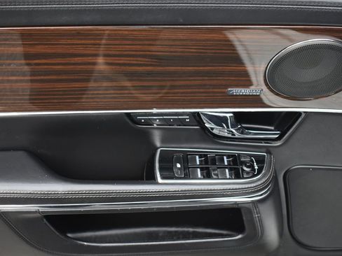 Used 2013 Jaguar XJ L Supercharged image 44