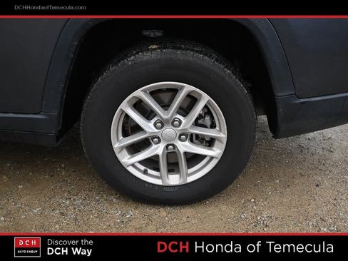 Used 2021 Jeep Grand Cherokee L Laredo w/ Luxury Tech Group I image 19