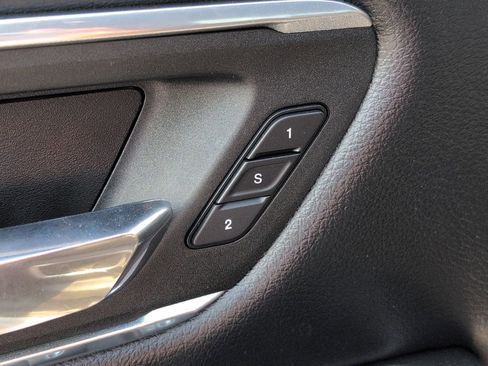 Used 2022 RAM 1500 Laramie w/ Sport Appearance Package image 14