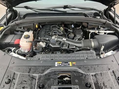 Used 2023 Jeep Grand Cherokee L Limited image 32