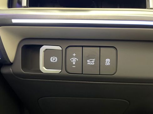 Certified 2025 Hyundai Santa Fe Calligraphy image 29